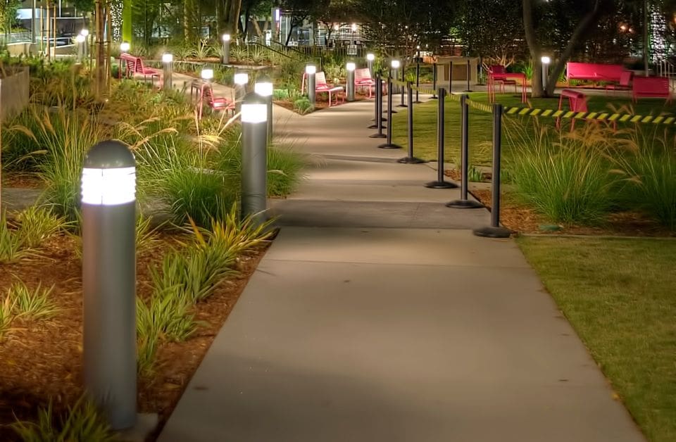 How to Choose the Right LED Bollard Lights for Gardens and Pathways